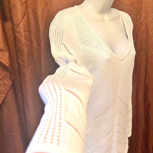 Cache Women's White Sheer Open Weave Deep V Neck Long Sleeve Fitted Sweater-XSM - Picture 5 of 16